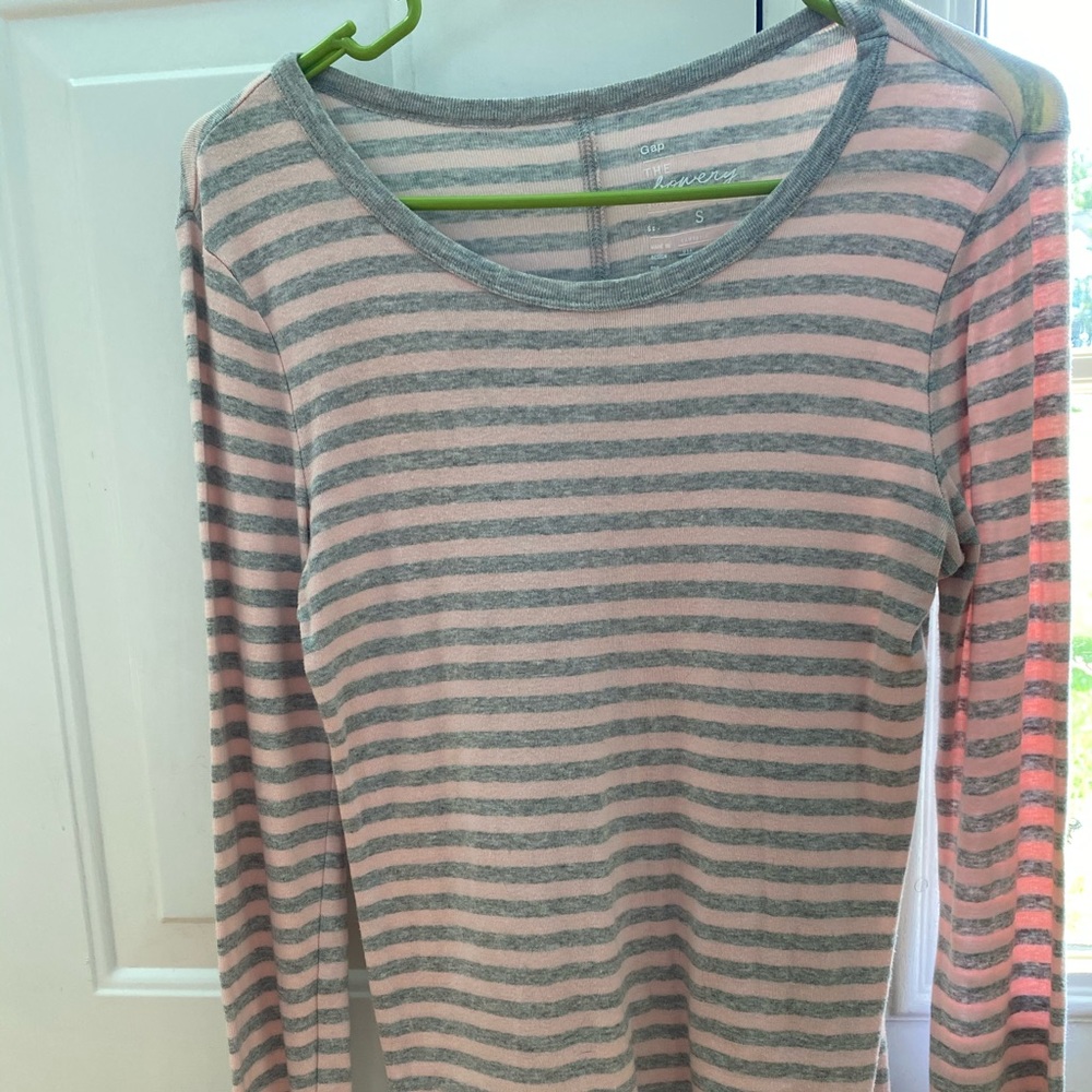Gap Women’s long sleeve tee